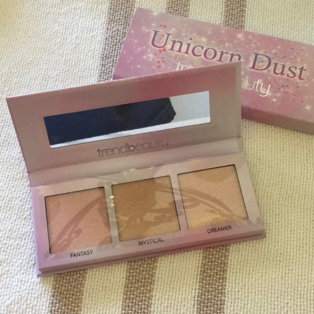 Trendbeauty Unicorn Dust highlighter palette
